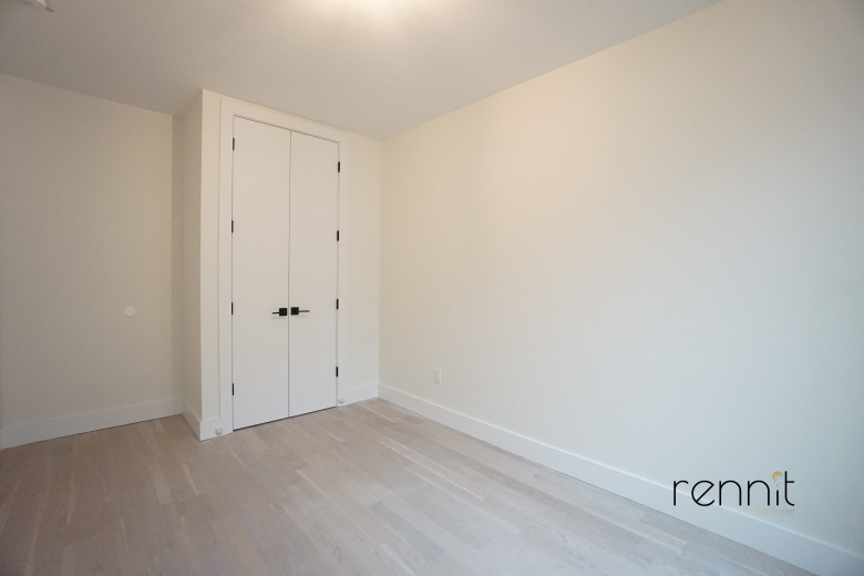 933 Rogers Ave, Apt 6C Image 9