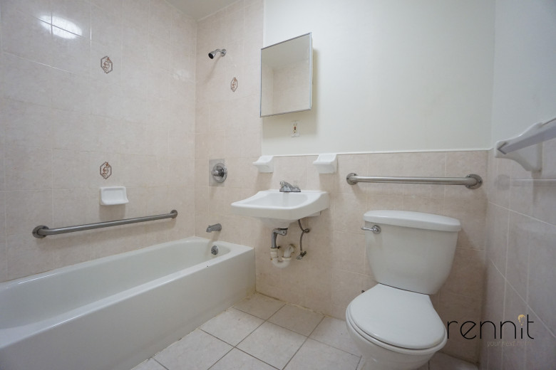 1305 Gates Ave, Apt 1 Image 16