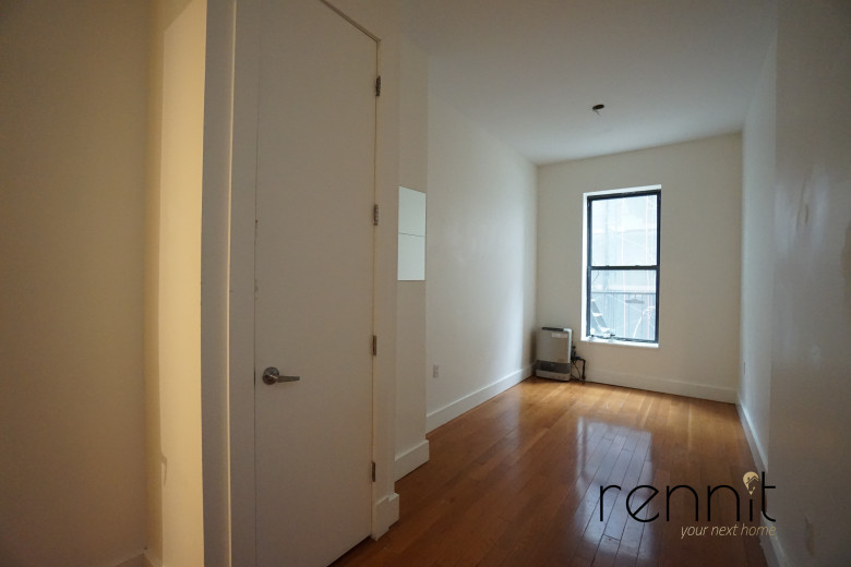 718 Knickerbocker Ave, Apt 2R Image 14