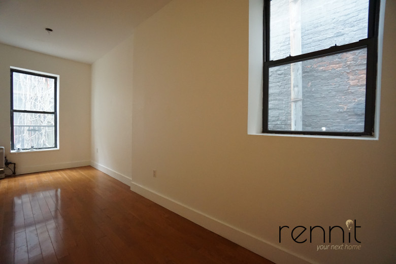 718 Knickerbocker Ave, Apt 2R Image 8