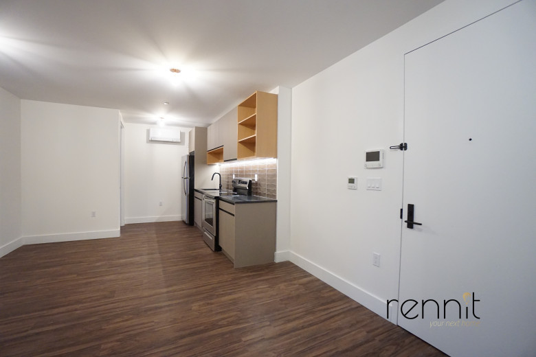 26-24 4th St, Apt 607A Image 4