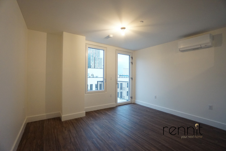 26-24 4th St, Apt 607A Image 6