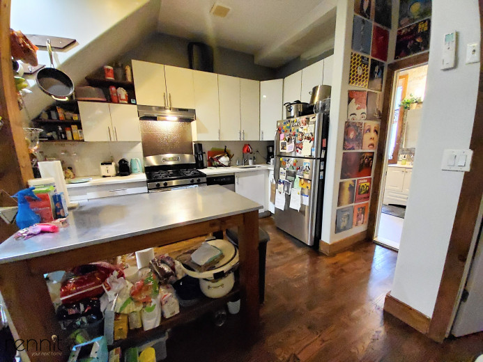 758 Willoughby Ave, Apt 2 Image 7