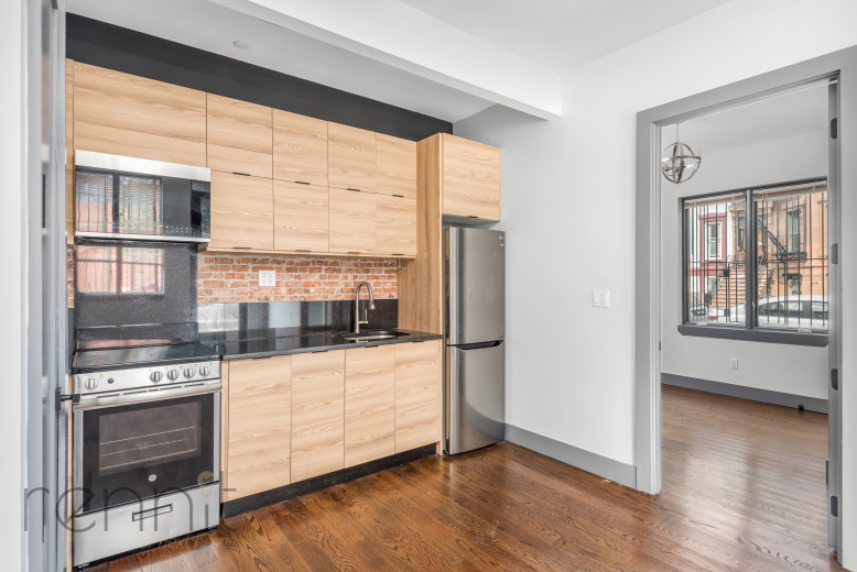 168 Stuyvesant Ave, Apt 1F Image 3
