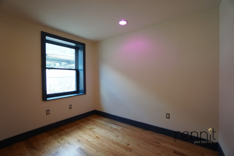 1306 Myrtle Ave, Apt 2L Image 10