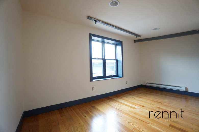 1306 Myrtle Ave, Apt 2L Image 11