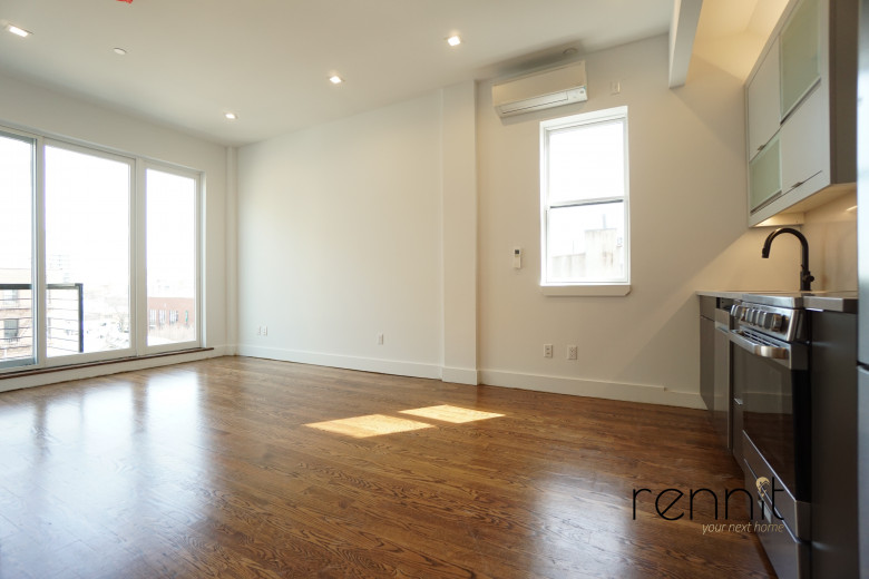 141 Metropolitan Ave, Apt 4B Image 11