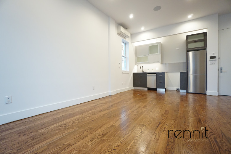 141 Metropolitan Ave, Apt 4B Image 3