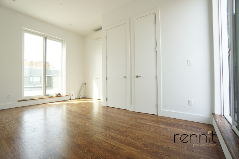 141 Metropolitan Ave, Apt 4B Image 7