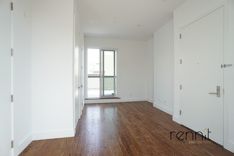 141 Metropolitan Ave, Apt 4B Image 8