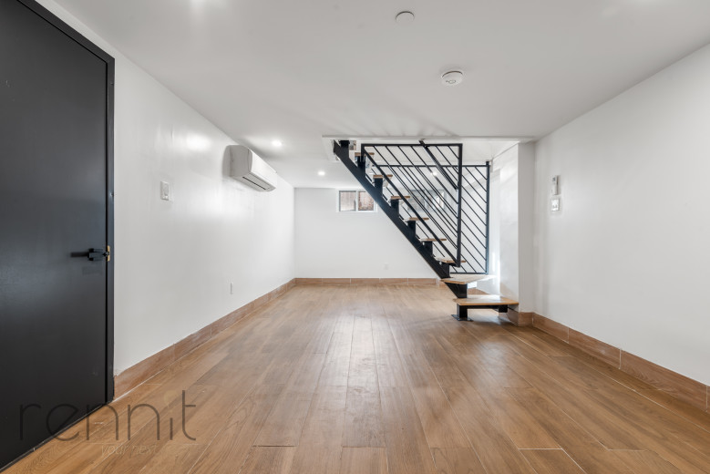 2039 Gates Ave, Apt 1B Image 9