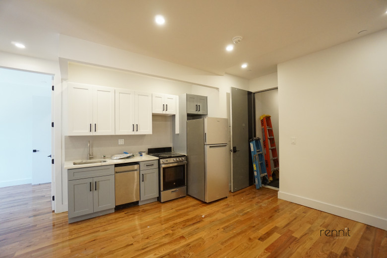 294 Schaefer St, Apt 2C Image 1