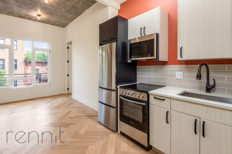 179 Meserole St, Apt 3B Image 5