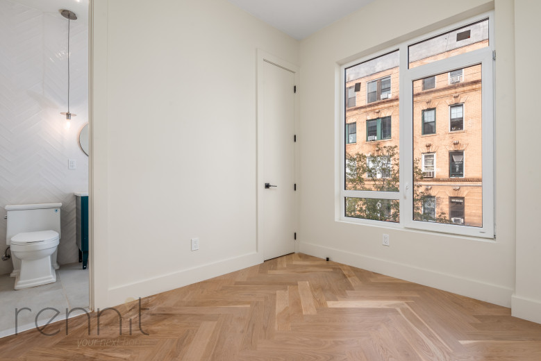 179 Meserole St, Apt 3A Image 9