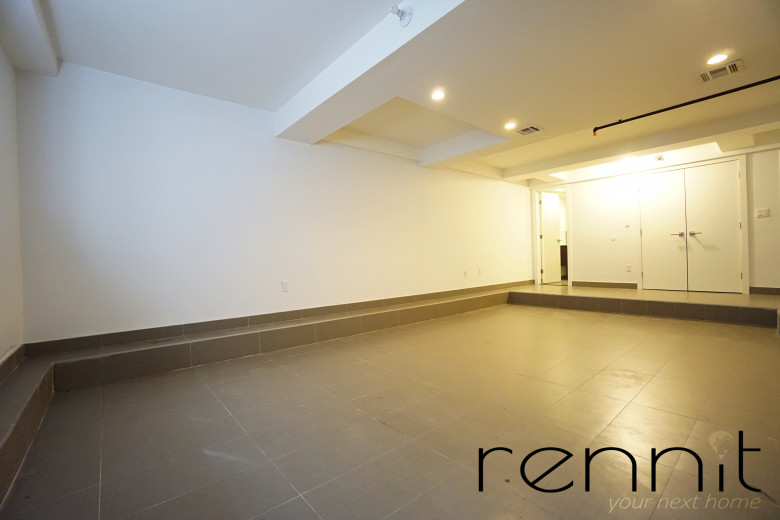869 Park Ave, Apt 1A Image 15