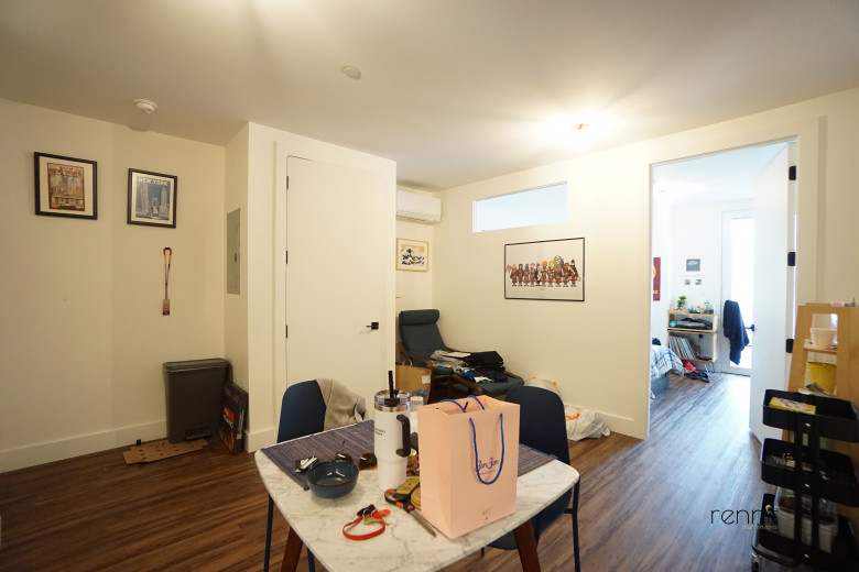 26-24 4th St, Apt 305A Image 12