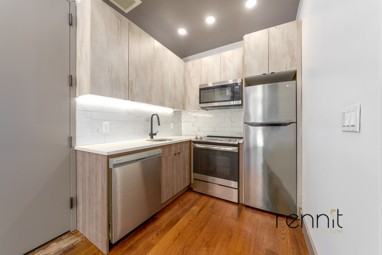 211 Troy Ave, Apt 1B Image 3