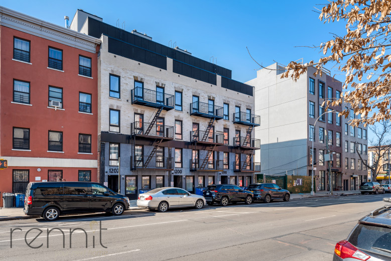 1198 Bedford Ave, Apt F Image 12