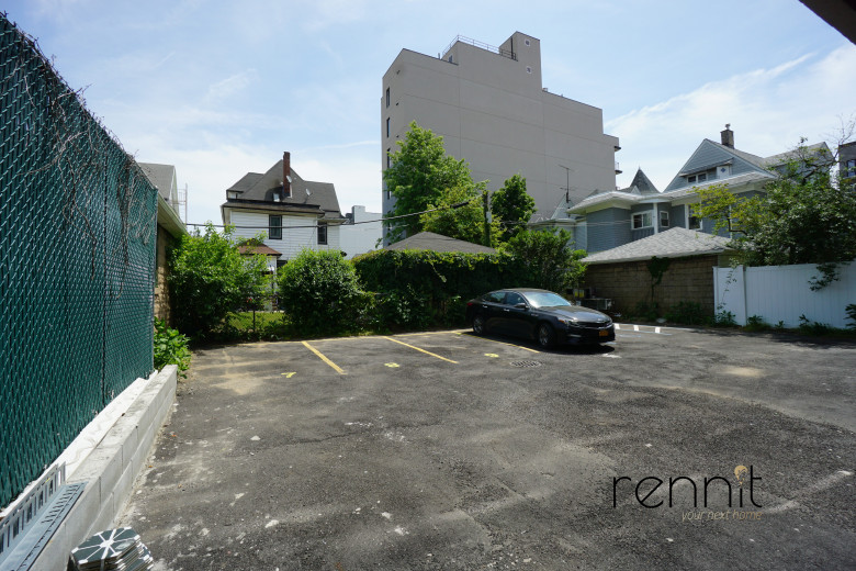 1565 New York Ave, Apt 6A Image 9