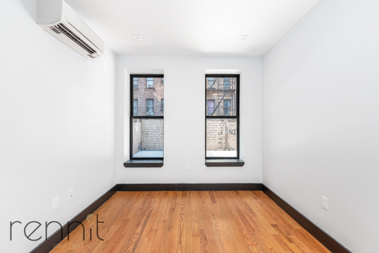 221 Martense St, Apt 1R Image 2