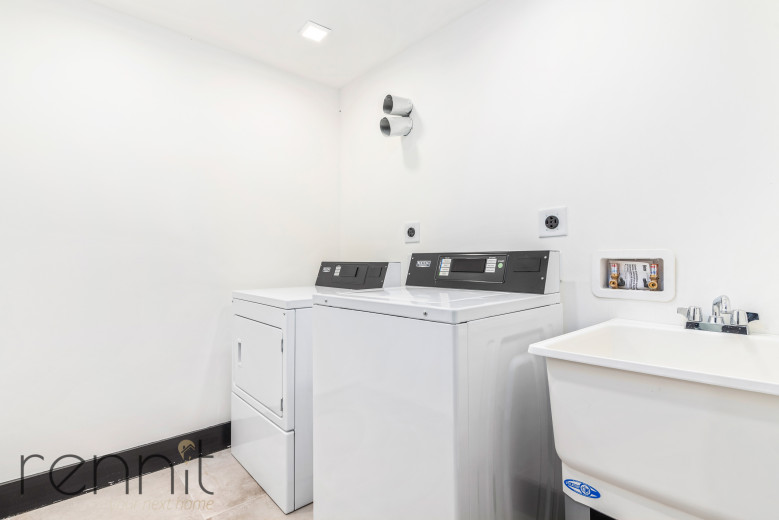 221 Martense St, Apt 1R Image 23