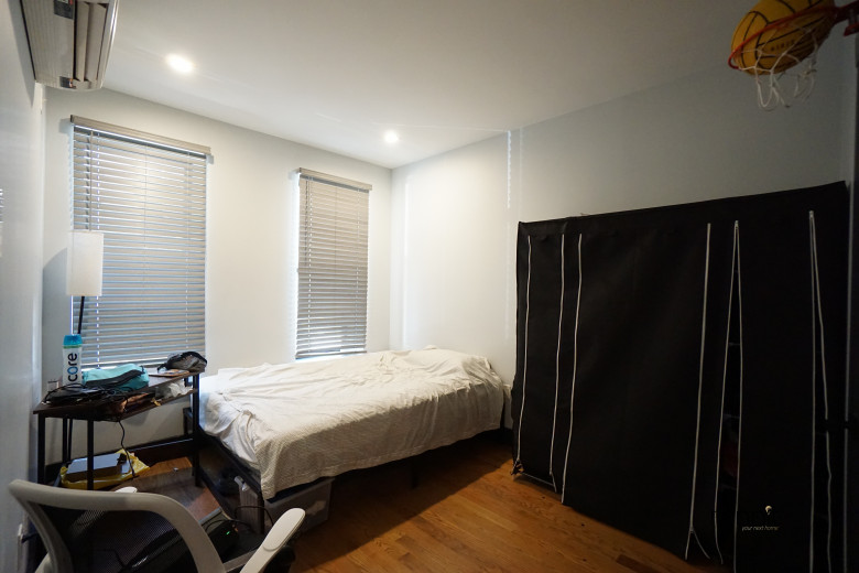 221 Martense St, Apt 1R Image 9