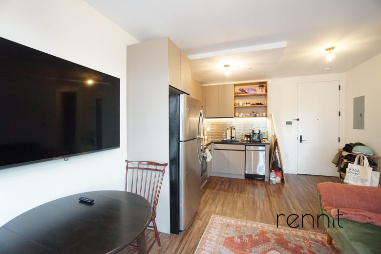 26-25 3rd St, Apt 505B Image 12