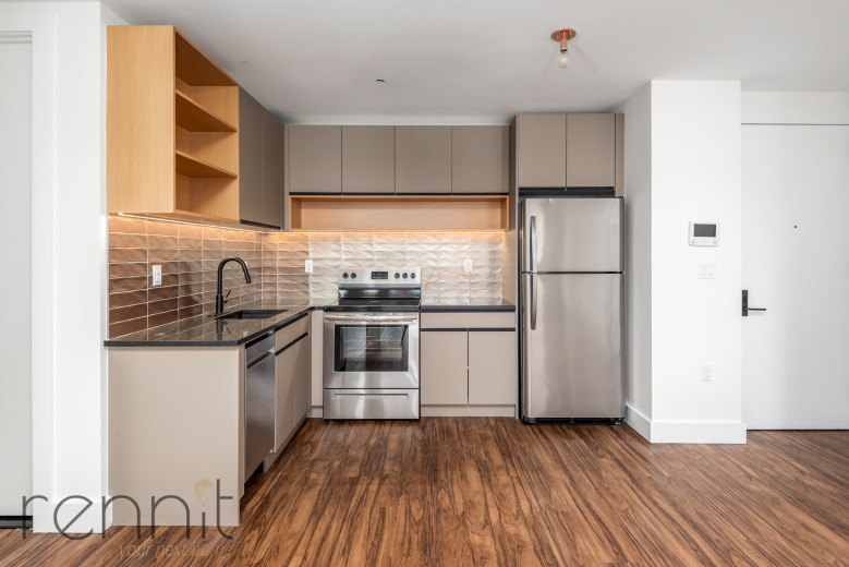 26-24 4th St, Apt 605A Image 6