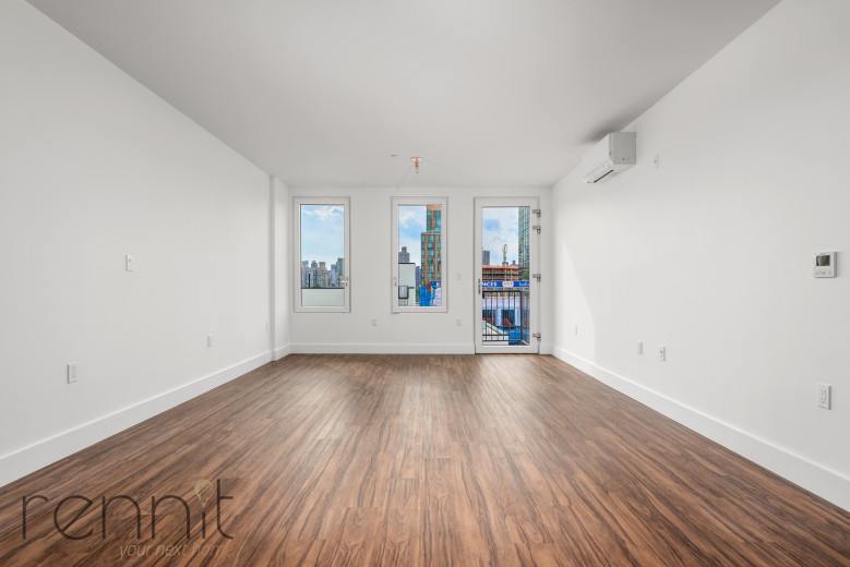 26-24 4th St, Apt 610A Image 4