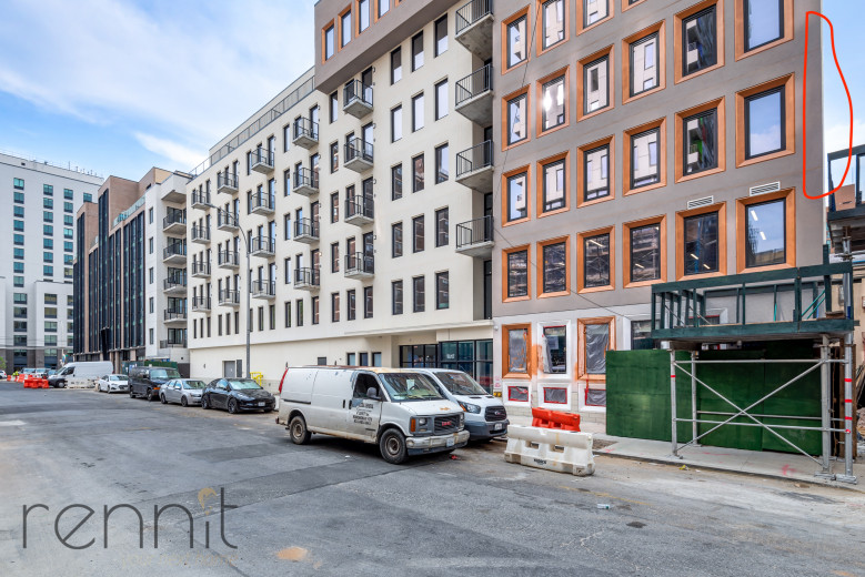 26-24 4th St, Apt 610A Image 32