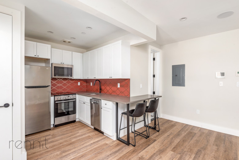 1198 Bedford Ave, Apt D Image 2