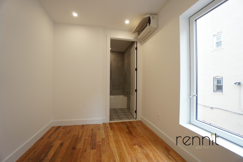 294 Schaefer St #1F, Apt Brooklyn Image 5