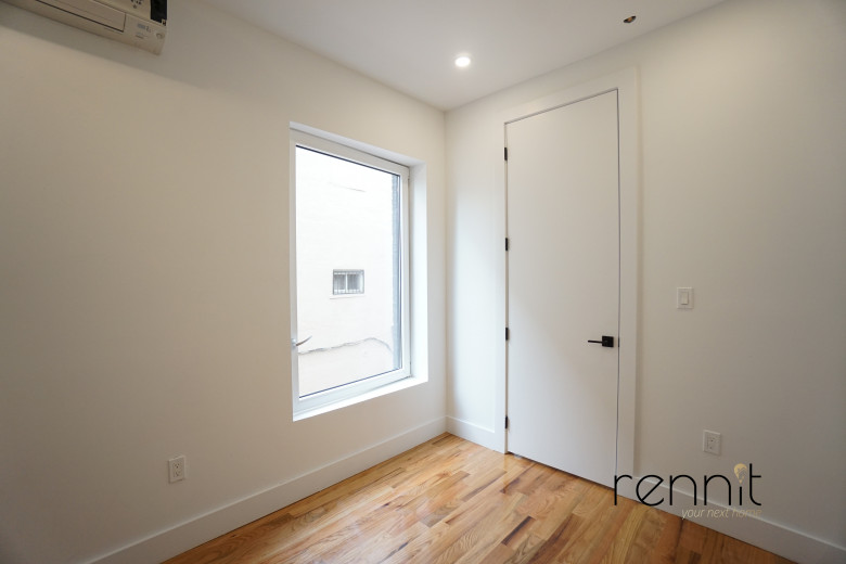 294 Schaefer St #1F, Apt Brooklyn Image 6