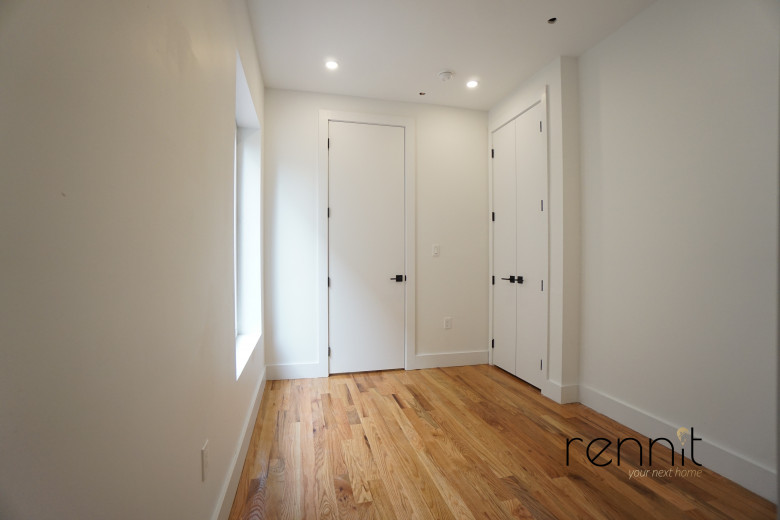 294 Schaefer St #1F, Apt Brooklyn Image 7