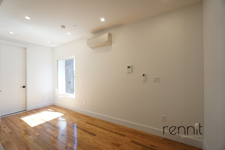 294 Schaefer St, Apt 2B Image 2