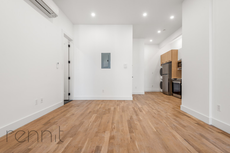 298 Stockholm St, Apt 2B Image 1