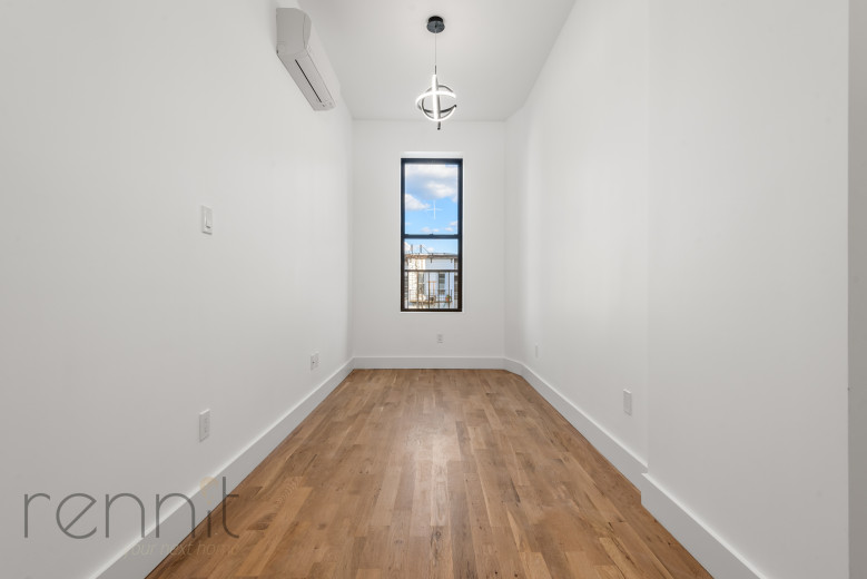 298 Stockholm St, Apt 2B Image 8