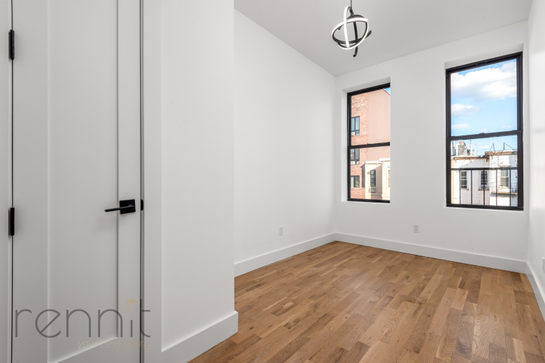 298 Stockholm St, Apt 2B Image 10
