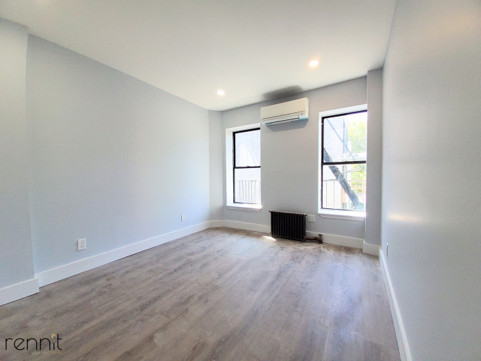 320 Throop Ave, Apt 3 Image 6