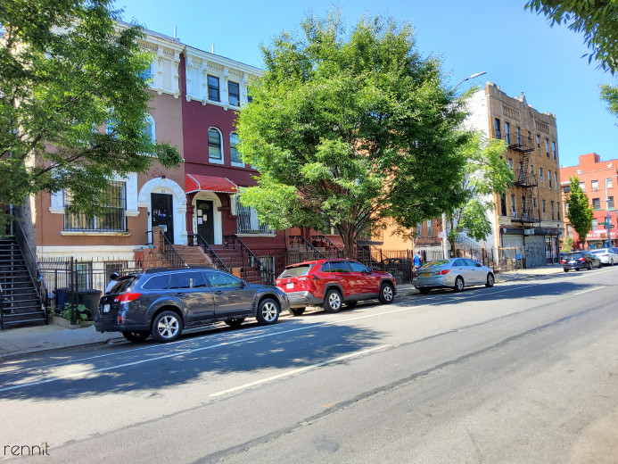 320 Throop Ave, Apt 4 Image 10