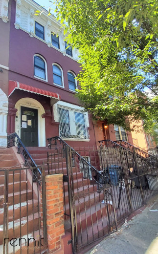 320 Throop Ave, Apt 4 Image 9