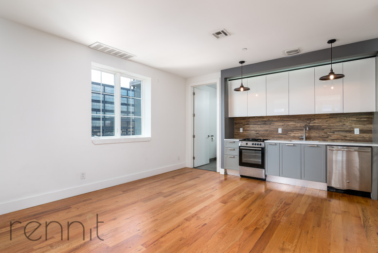 869 Park Ave, Apt 6A Image 1