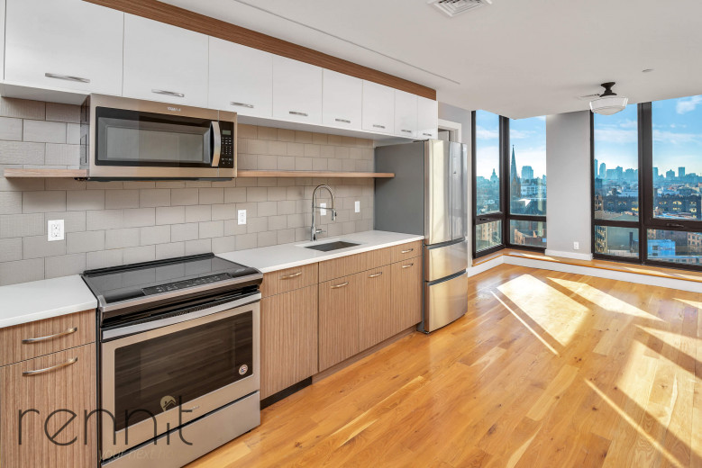 31 Debevoise St, Apt 9E Image 3