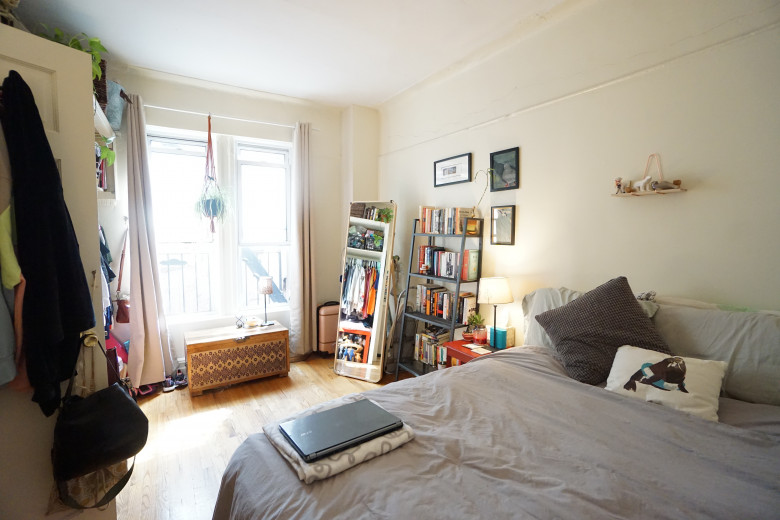 370 Bedford Ave, Apt 5 Image 3