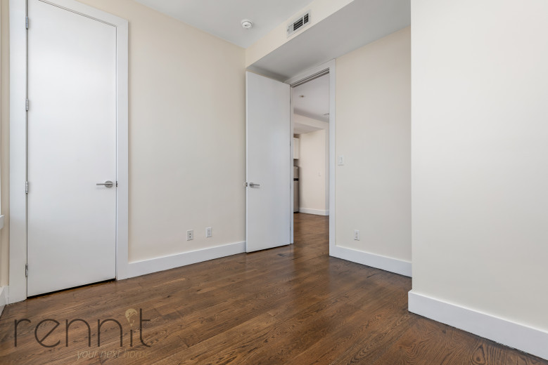 630 Central Ave, Apt 2L Image 9