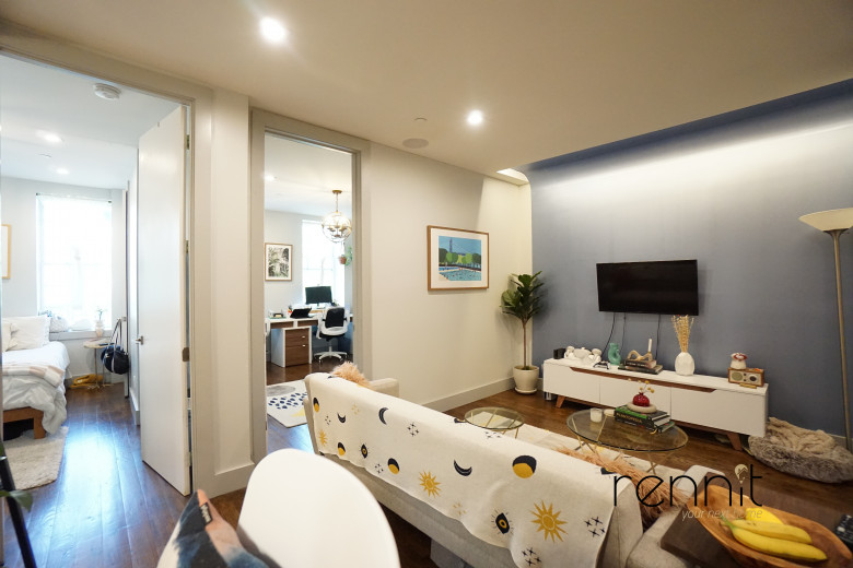 144 Ralph Ave, Apt 3B Image 11