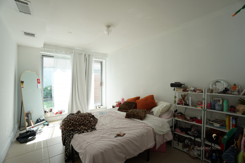 16 Meserole St, Apt 1A Image 12