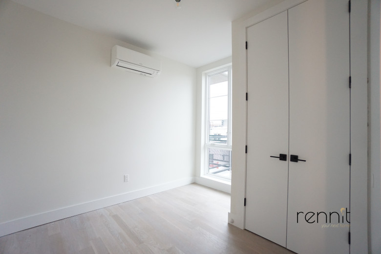 933 Rogers Ave, Apt 2F Image 12