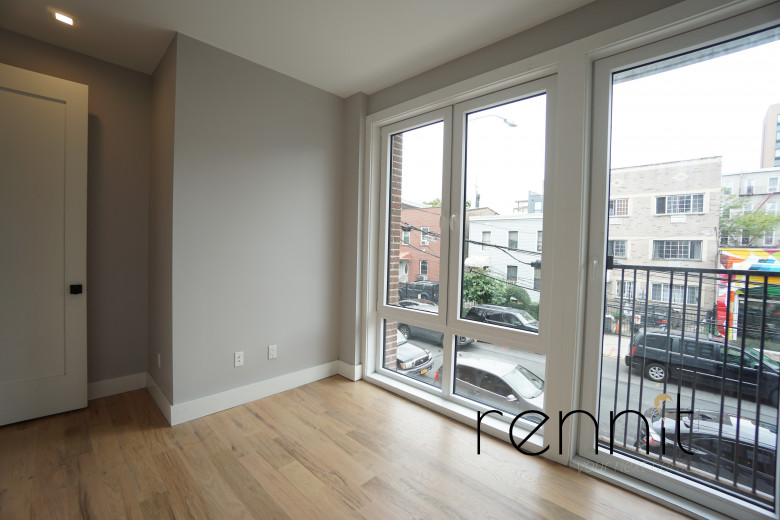 100 Suydam St, Apt 2B Image 6