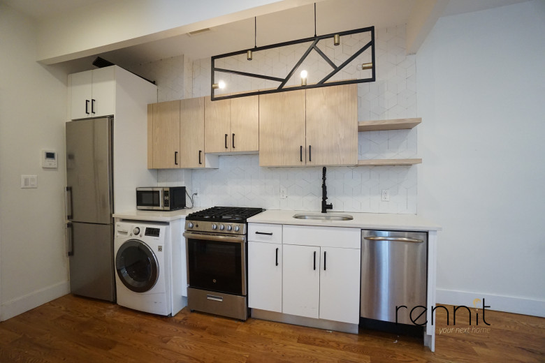 2584 Bedford Ave, Apt 3B Image 4